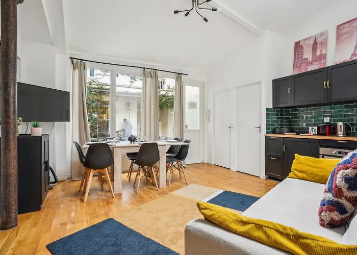 205-suite Valmy * Paříž