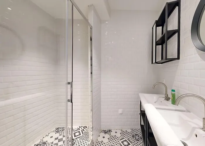 205-suite Valmy